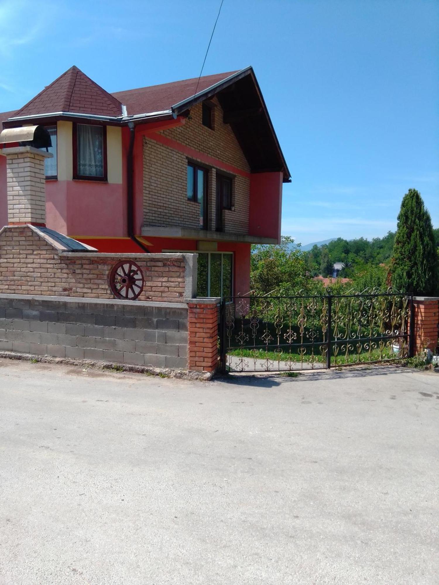 Apartman House Annesa Сараево Екстериор снимка